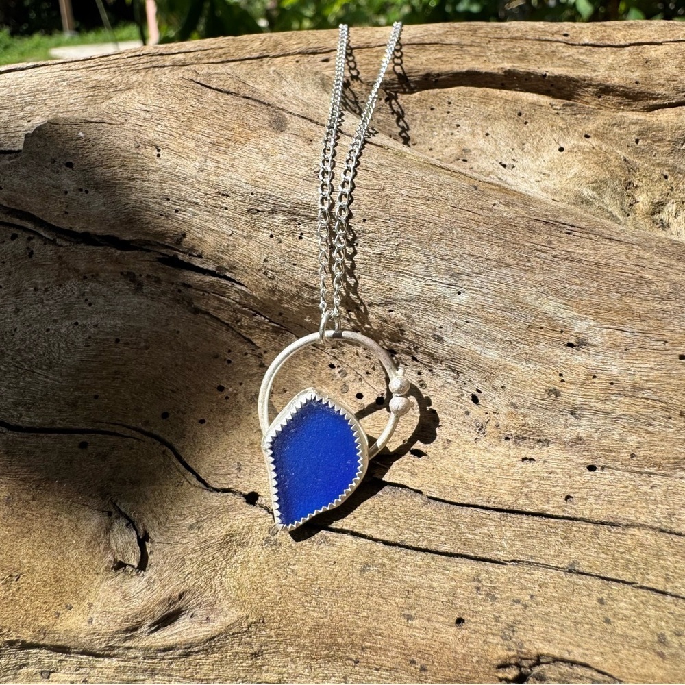 Cobalt blue sea glass Handmade 995 925 sterling silver soldered necklace - Picture 4 of 4